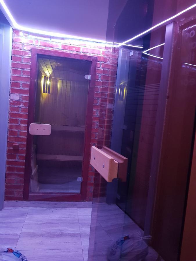 Hotel Doi Taurasi Afumaţi Zewnętrze zdjęcie